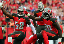 Le nouveau maillot des Buccaneers de Tampa Bay continue